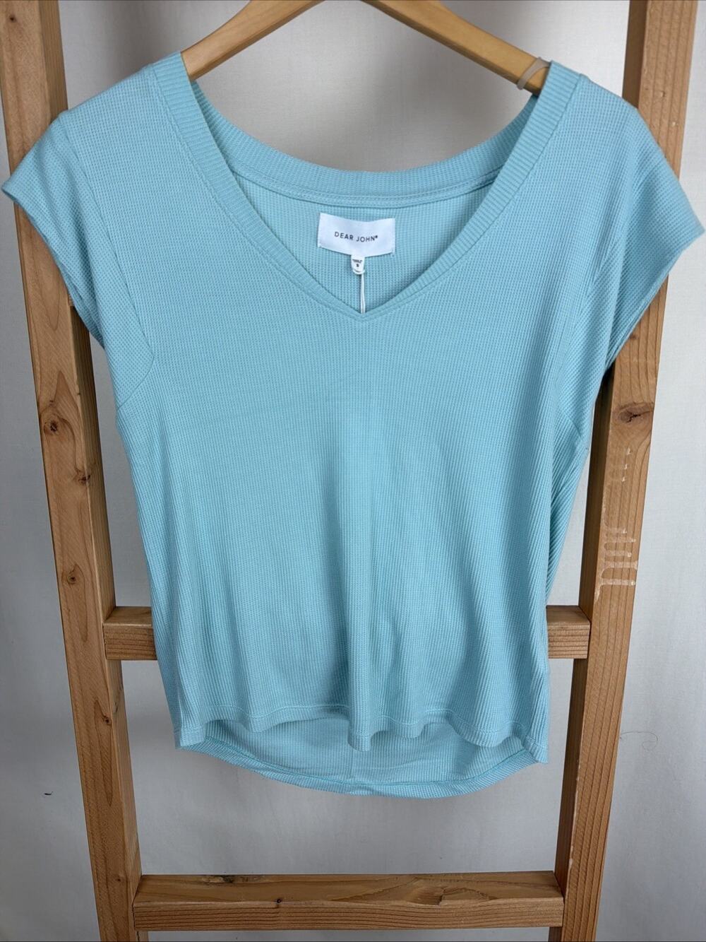 NWT Dear John URI Aqua V Neck Ribbed Capped Sleeves High Low Top #1104 Size SM